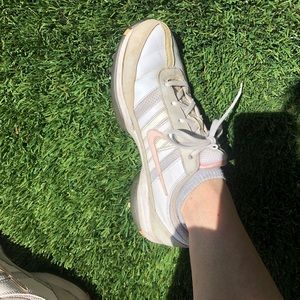 Nike air ladies golf spiked shoes size 7.5